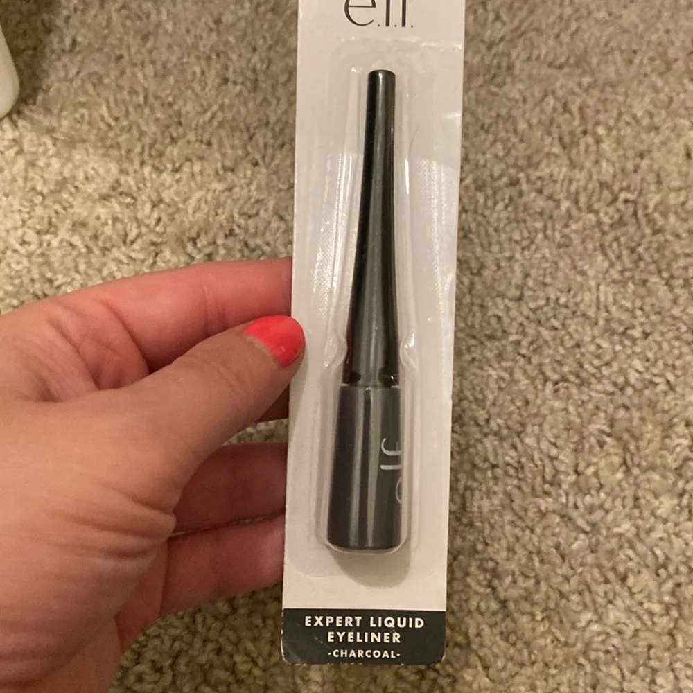 🆕ELF: Expert Liquid Eyeliner- Charcoal. FULL SIZE